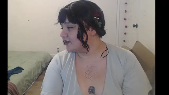 Snapshot of MaevenNectar chatting on July 2026 05:44:02 AM MaevenNectar online show from July 2026 05:44:02 AM