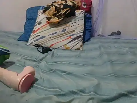 Queen Zuri online show from July 2026 07:49:02 PM