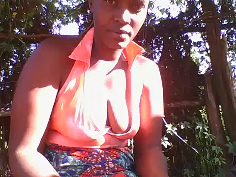 Snapshot of sweetbaby_kiss chatting on May 2026 05:48:02 AM sweetbaby kiss online show from May 2026 05:48:02 AM