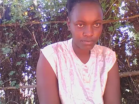 Snapshot of sweetbaby_kiss chatting on May 2026 06:44:01 AM sweetbaby kiss online show from May 2026 06:44:01 AM
