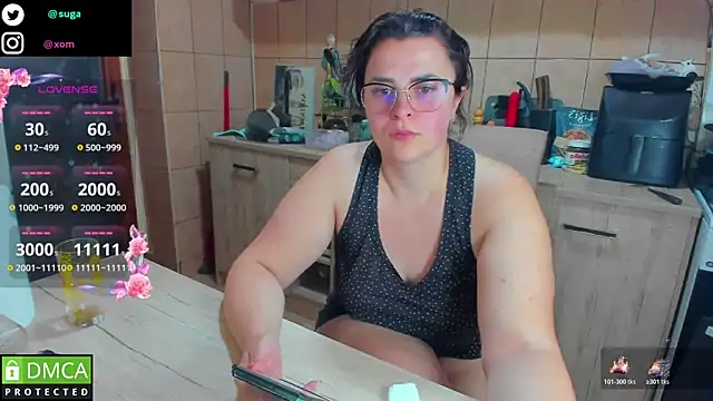 Snapshot of xmarshax chatting on November 2025 06:24:02 PM xmarshax online show from November 2025 06:24:02 PM