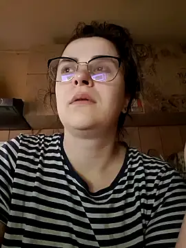 Snapshot of xmarshax chatting on November 2025 06:02:01 AM xmarshax online show from November 2025 06:02:01 AM