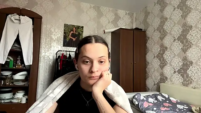 Snapshot of MarlynSiefkes chatting on June 2026 12:52:02 PM MarlynSiefkes online show from June 2026 12:52:02 PM