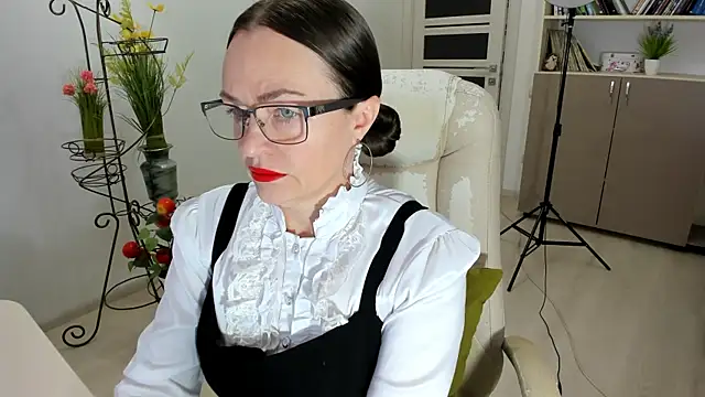 Vika73 online show from November 2025 07:22:02 AM