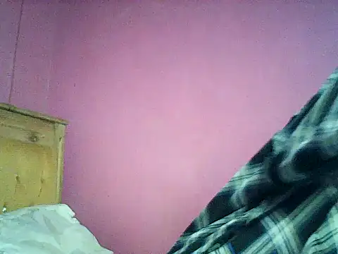 Sexy brie online show from May 2026 11:00:01 PM