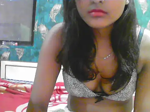 Diana Penty online show from May 2026 06:36:02 PM
