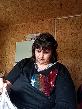 LisichkaOksana online show from May 2026 12:01:01 PM
