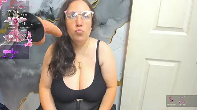 liza sinclair online show from June 2026 07:31:01 PM