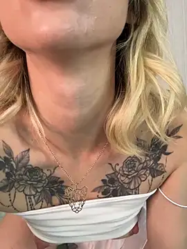 TeaseBabeXXX online show from May 2026 10:40:01 PM