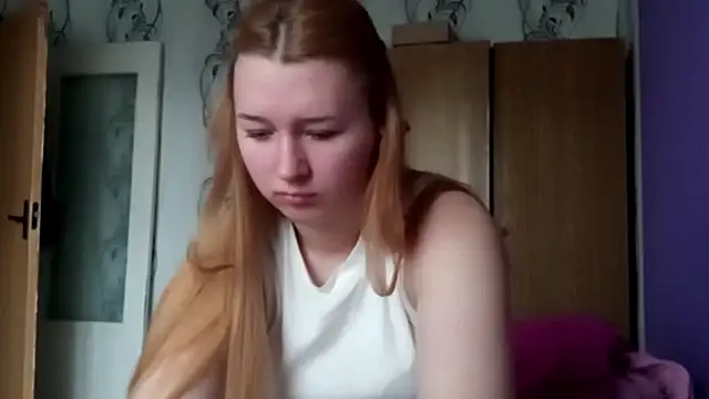 RaeannRoewe online show from May 2026 05:36:01 AM
