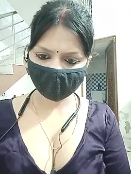 Snapshot of ZOYA-STRIP chatting on June 2026 04:11:02 PM ZOYA-STRIP online show from June 2026 04:11:02 PM