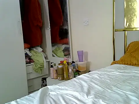 Snapshot of melody_vivv chatting on July 2026 09:09:02 PM melody vivv online show from July 2026 09:09:02 PM
