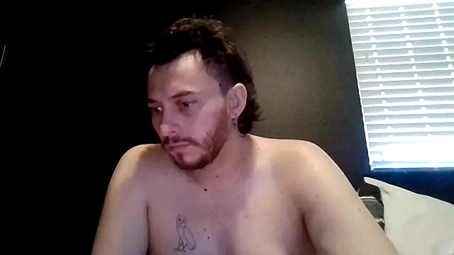 Tallhungcloudyyy online show from May 2026 07:11:01 PM