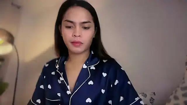 Snapshot of Amylaa chatting on July 2026 01:48:02 PM Amylaa online show from July 2026 01:48:02 PM