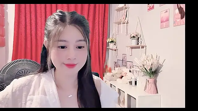 Bee-Cherry online show from June 2026 07:56:01 AM