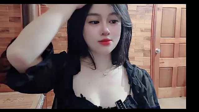Bee-Cherry online show from June 2026 06:59:02 AM