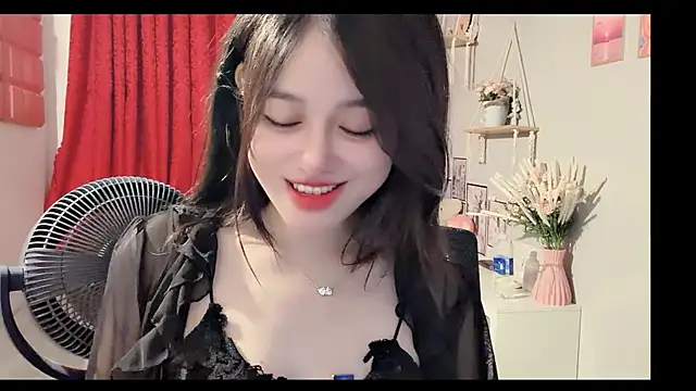 Bee-Cherry online show from June 2026 06:11:01 AM