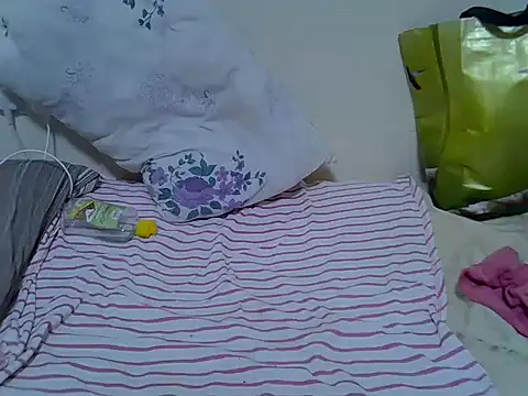 Twerliee online show from June 2026 06:48:01 AM