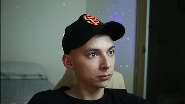 Snapshot of archi_love chatting on February 2026 05:33:02 AM archi love online show from February 2026 05:33:02 AM