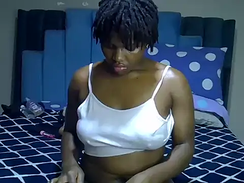 Snapshot of melanin_moon chatting on July 2026 11:28:02 AM melanin moon online show from July 2026 11:28:02 AM