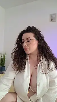 Elissa Floyd   online show from June 2026 09:22:02 AM