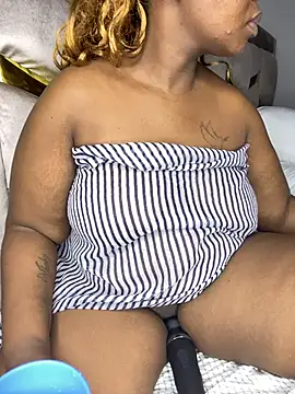 BIGMAMA011 online show from July 2026 02:05:17 AM