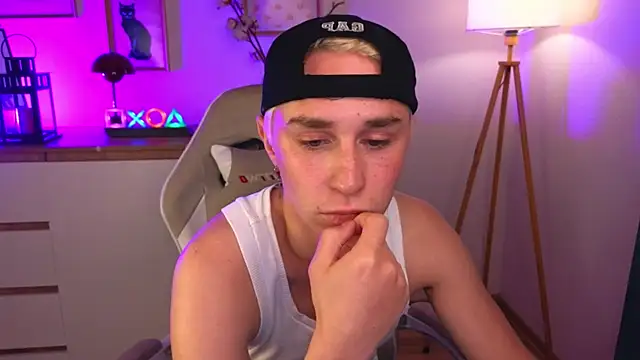 e1v1s online show from June 2026 09:05:02 PM