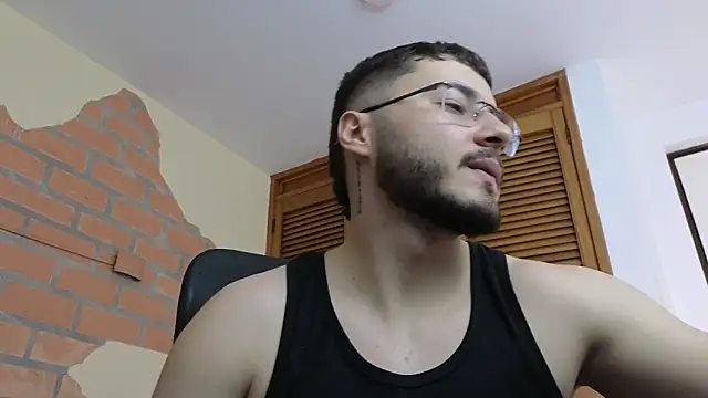 Brandon 01 online show from June 2026 07:27:02 PM
