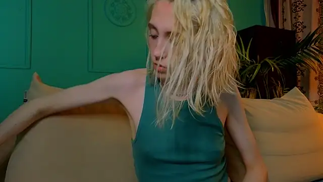 Elen  Moore online show from July 2026 05:43:01 AM
