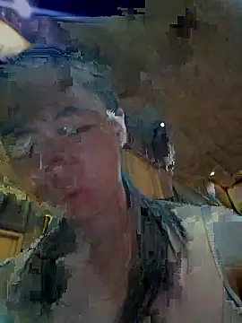 Snapshot of Mila_00 chatting on June 2026 12:33:02 AM Mila 00 online show from June 2026 12:33:02 AM