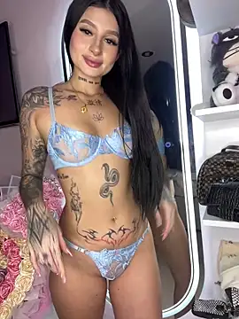 natali gray online show from June 2026 04:15:01 AM