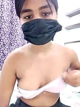 manisha-rani09 online show from June 2026 05:18:01 PM
