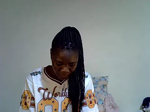 PetiteMelaninn online show from July 2026 02:28:01 AM