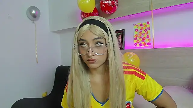 Nina-Mars online show from July 2026 08:24:02 PM