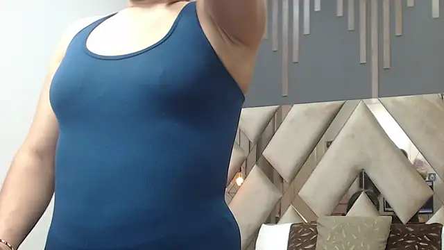 MartinaaFit online show from June 2026 11:56:02 AM