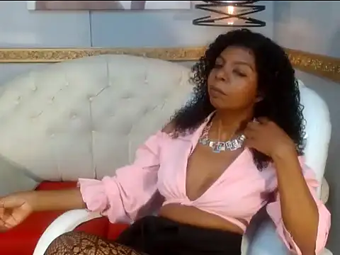 XtinaRave online show from June 2026 07:26:02 PM