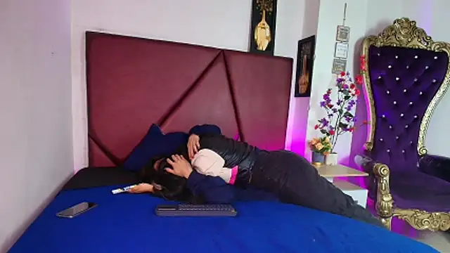 Snapshot of Chlloe_Fox chatting on June 2026 07:37:01 PM Chlloe Fox online show from June 2026 07:37:01 PM