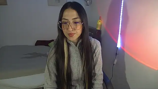 Snapshot of Frida_nymph chatting on June 2026 08:09:02 AM Frida nymph online show from June 2026 08:09:02 AM