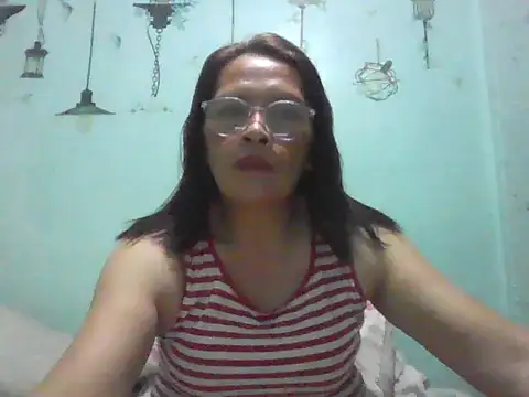 momshe2026 online show from June 2026 01:57:02 PM