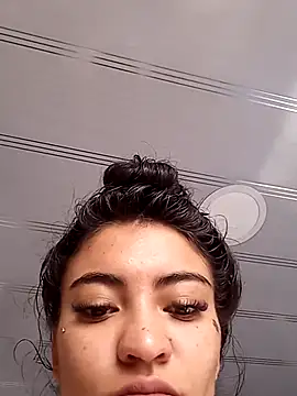 Snapshot of Perla-stone1 chatting on June 2026 08:55:02 PM Perla-stone1 online show from June 2026 08:55:02 PM