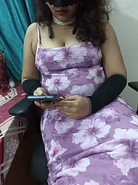Snapshot of kavyabhabhi chatting on July 2026 06:12:01 PM kavyabhabhi online show from July 2026 06:12:01 PM