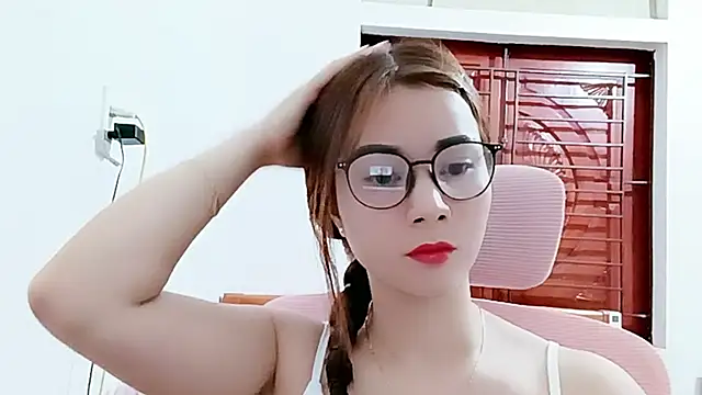Snapshot of Micky-love chatting on July 2026 05:00:01 AM Micky-love online show from July 2026 05:00:01 AM