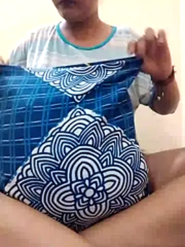 Naughty ayesha09 online show from June 2026 03:55:01 PM