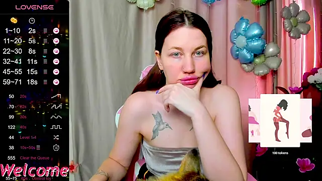 Snapshot of Arya_Curves chatting on June 2026 02:24:02 AM Arya Curves online show from June 2026 02:24:02 AM