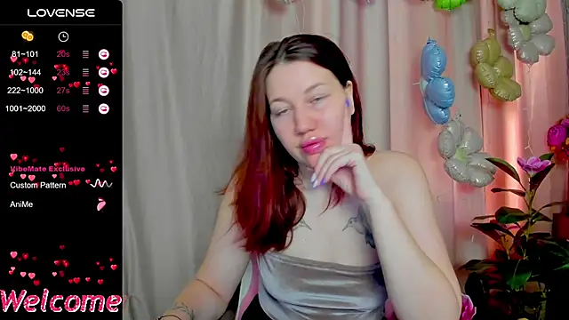 Snapshot of Arya_Curves chatting on June 2026 01:15:01 AM Arya Curves online show from June 2026 01:15:01 AM