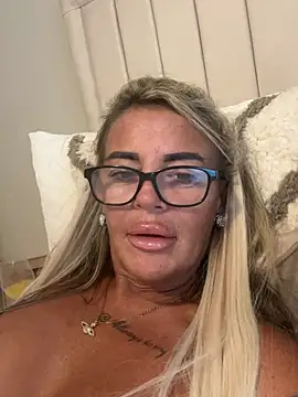 hotmilf66 online show from June 2026 06:53:01 PM