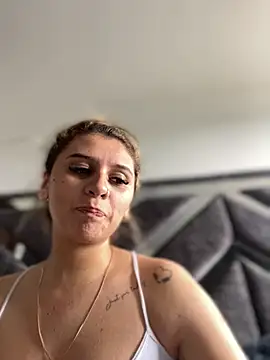 alison parkerrr26 online show from May 2026 06:47:02 PM