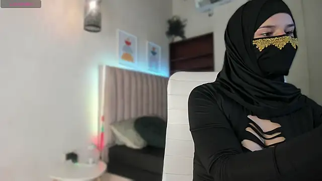 SweetAmira  online show from June 2026 03:18:02 AM
