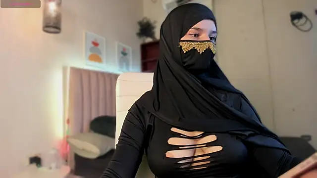  SweetAmira  online show from June 2026 01:08:02 AM