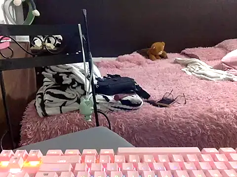 mommy-flabia online show from June 2026 02:49:01 AM